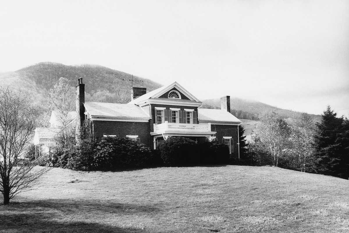 [Phót~ó cré~dít: C~áldé~r Lót~h/DHR~, 1982]